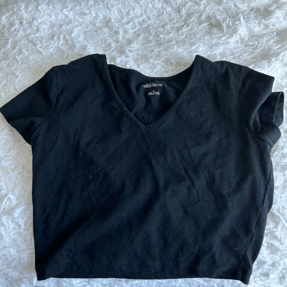 Black target baby tee
